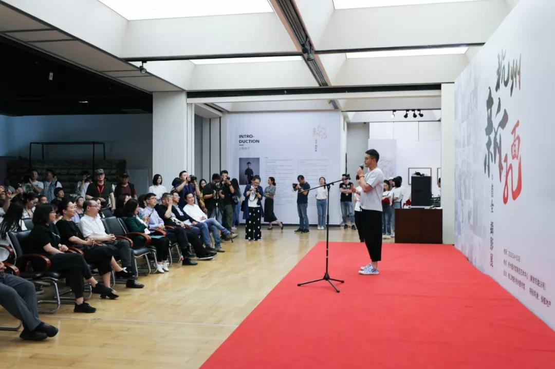 时隔一载，，，，，，优美再续，，，，，，九游会J9地产&amp;肖全杭州新面目摄影展温情启幕